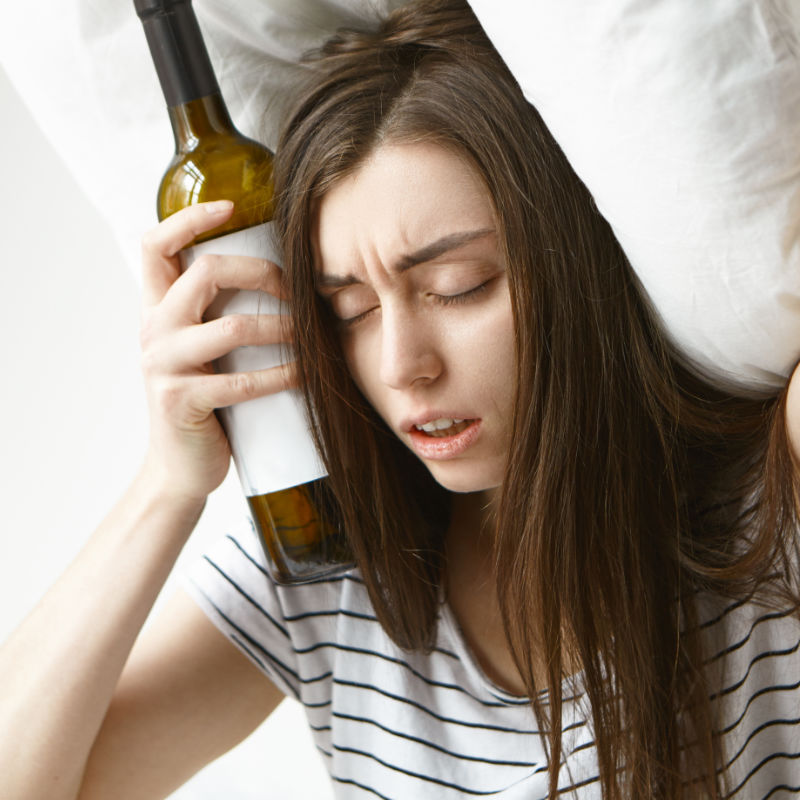 https://b12ankermann.bg/wp-content/uploads/2024/07/alchohol.jpg