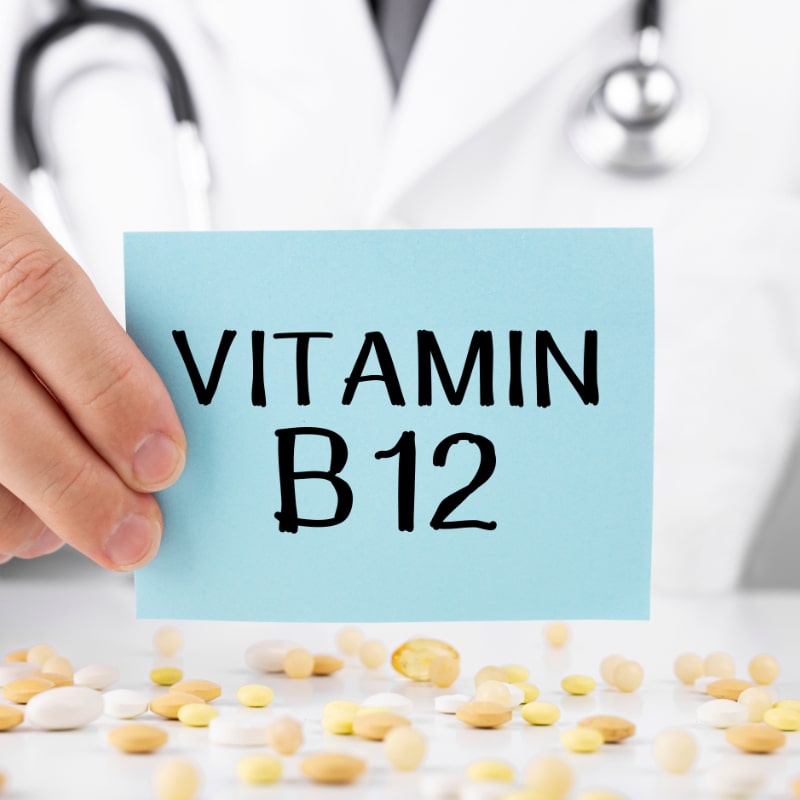 https://b12ankermann.bg/wp-content/uploads/2024/08/0-symptoms-b12-defficit-min.jpg
